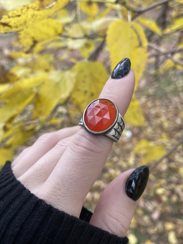 Rose-Cut Carnelian Creeper Ring - Size 6