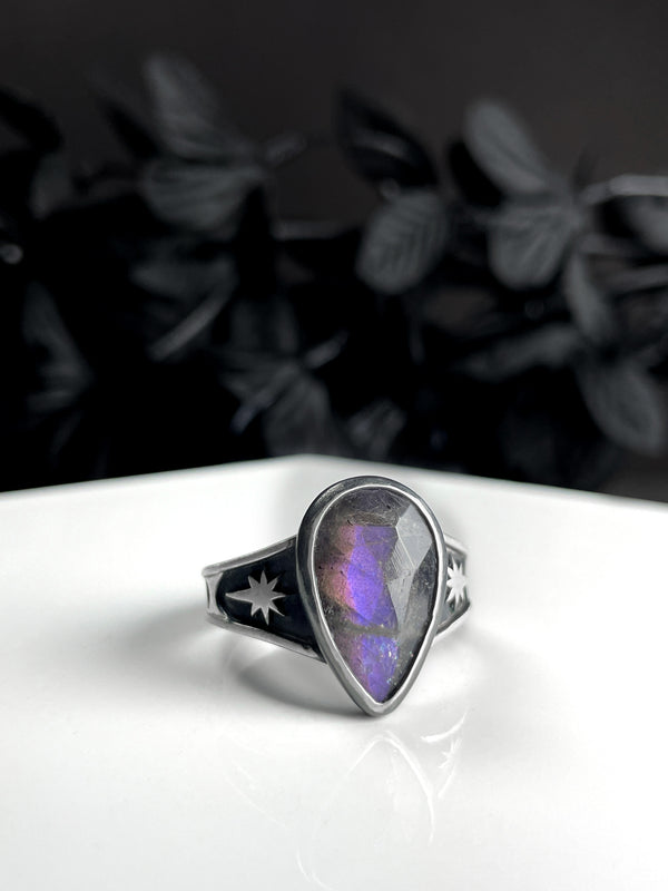 Purple Labradorite Meteor Ring - Size 11