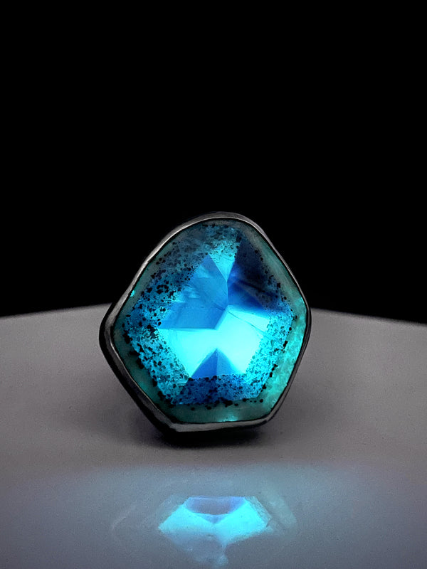 Glow in the Dark Atomic Apex Amethyst Creeper Ring - Size 9