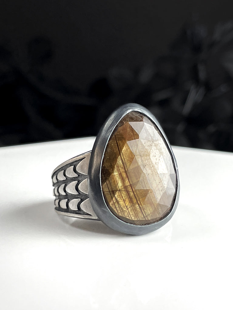 Chocolate Sapphire Creeper Ring - Size 9