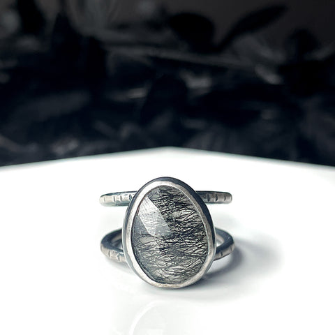 Glow in the Dark Rutile Quartz Orbit Ring - Size 8