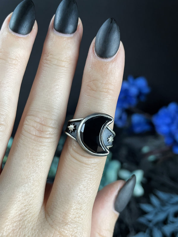 Black Onyx Moon "Meteor" Style Ring - Size 7