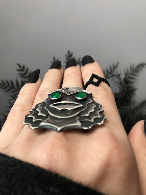 Big Silver Gillman Ring with Green Onyx Eyes - Size 7